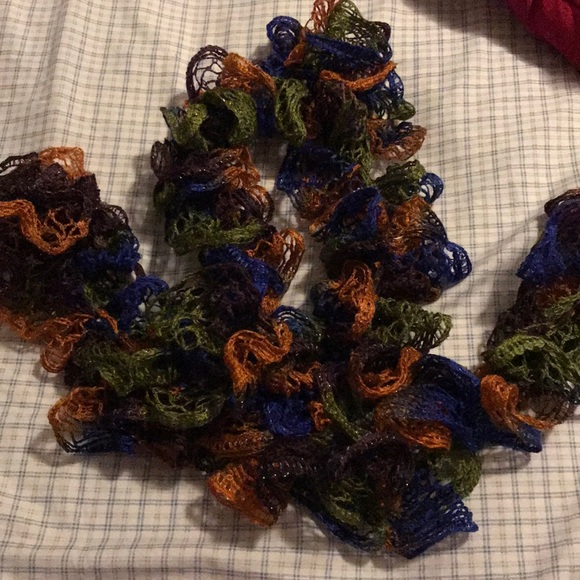 Handmade crochet ruffled scarf. - Picture 2 of 2